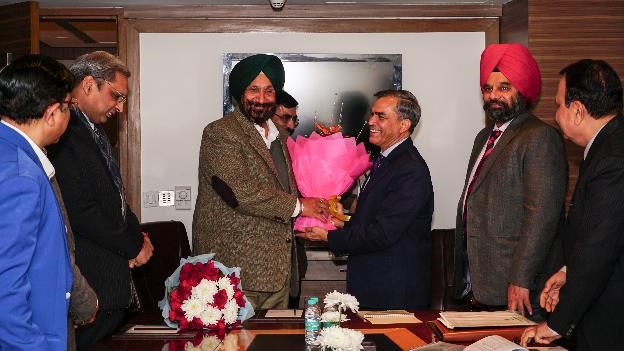 Chairman sir Welcoming Hon'ble Cooperation Minister of Punjab Shri Sukhjinder Singh Randhawa
